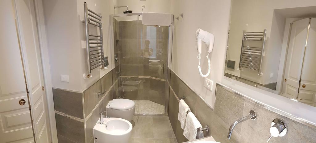 Double Room Private Bathroom
